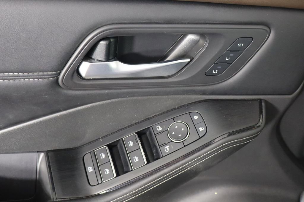 Used 2022 Nissan Rogue SL w/ SL Premium Package FWD image 19