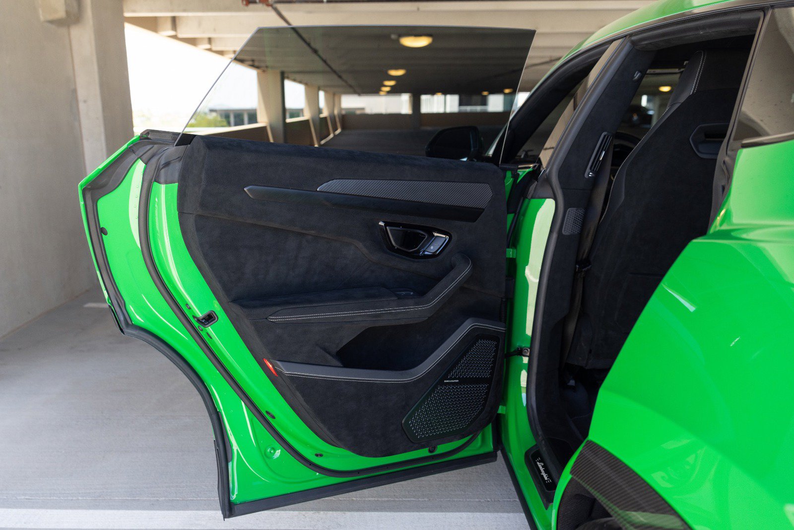 Used 2023 Lamborghini Urus Performante AWD/4WD image 50