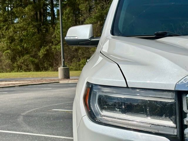 Used 2021 GMC Acadia Denali w/ Denali Ultimate Package image 13