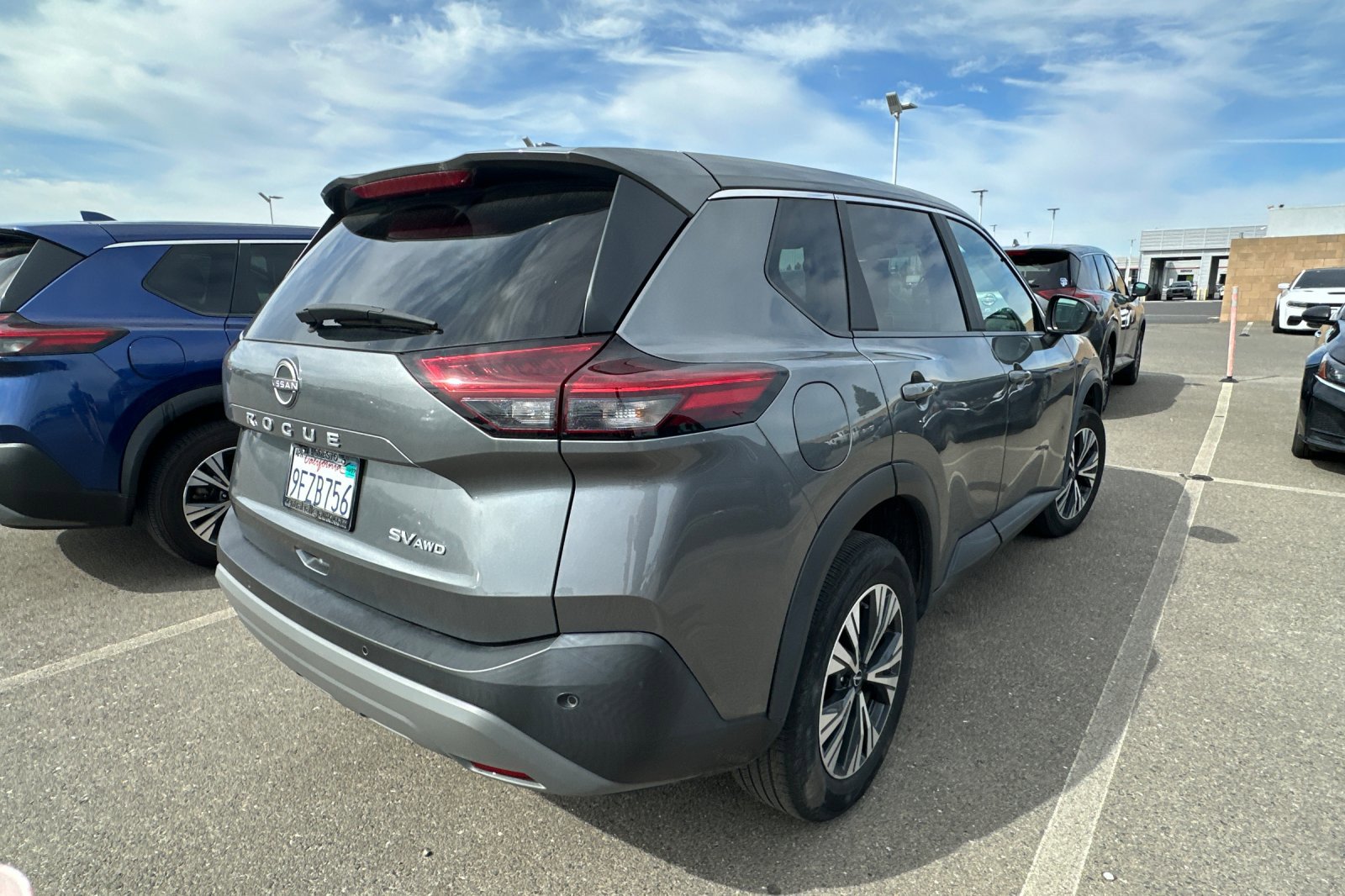 Certified 2023 Nissan Rogue SV image 5