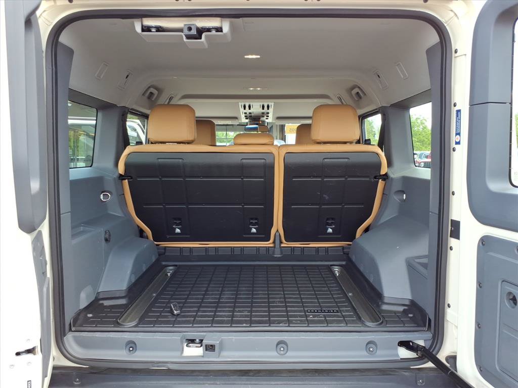 Used 2024 INEOS Grenadier Station Wagon AWD/4WD image 13