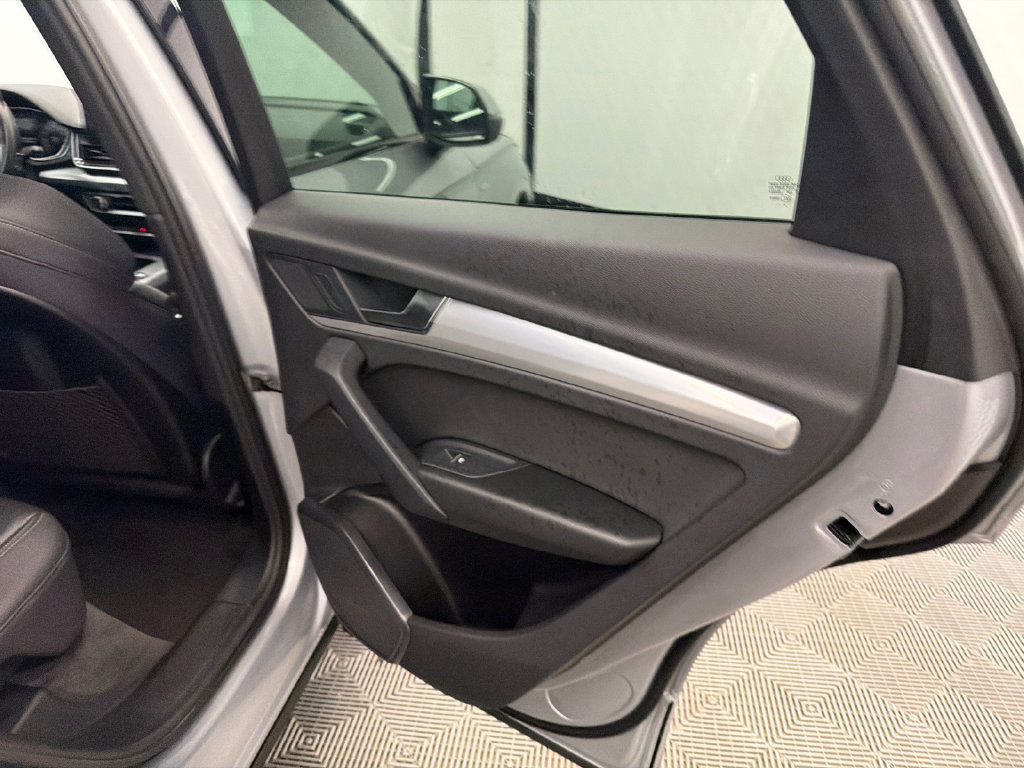 Used 2025 Audi Q5 2.0T Premium AWD/4WD image 18