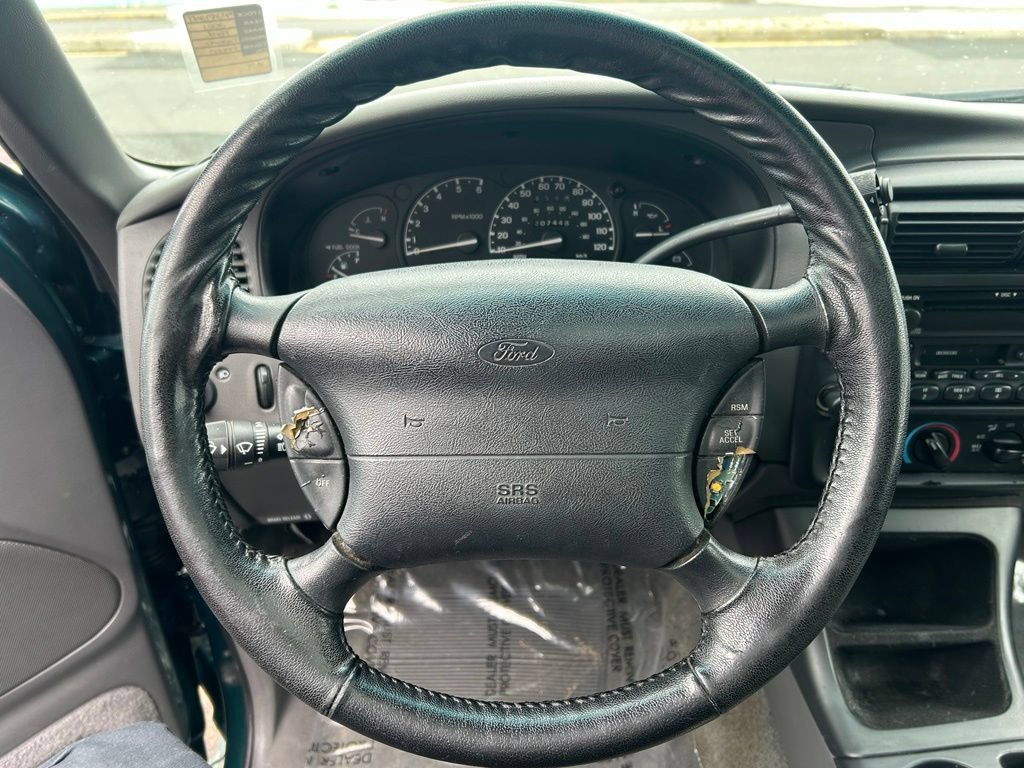 Used 2001 Ford Explorer XLT AWD/4WD image 18