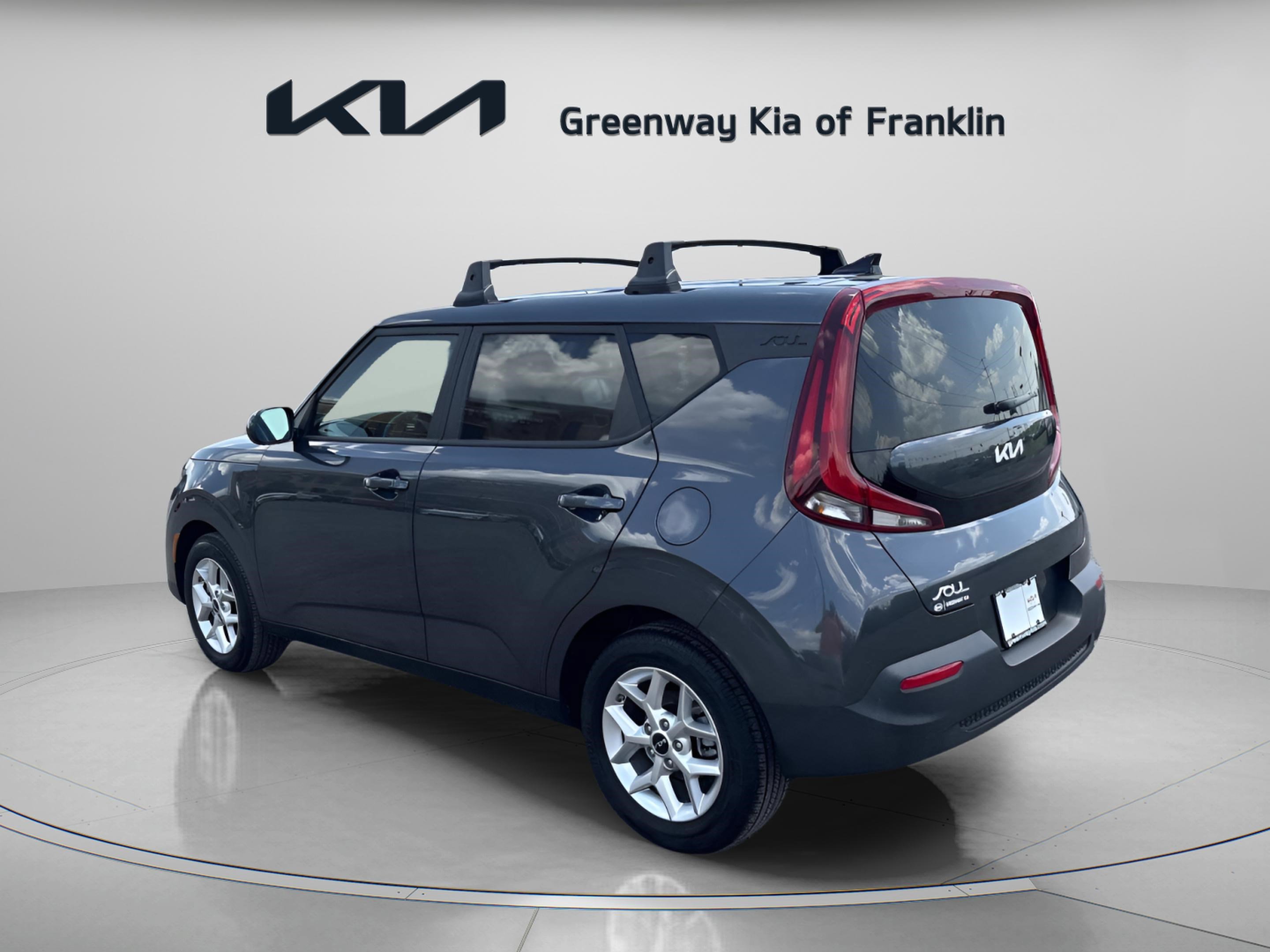 Used 2022 Kia Soul S FWD image 5