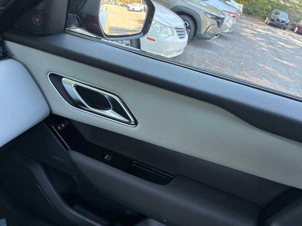 New 2026 Land Rover Range Rover Velar S AWD/4WD image 31