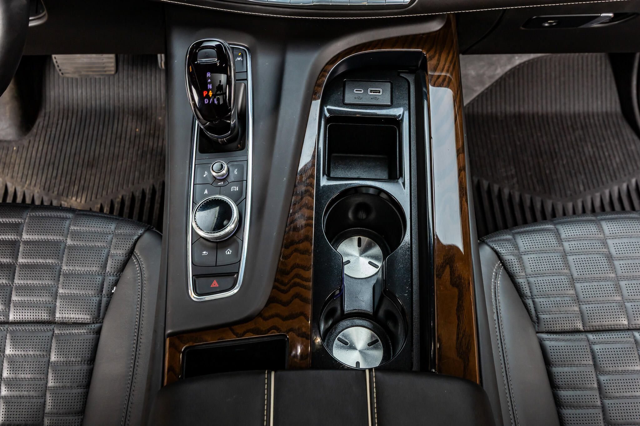 Used 2024 Cadillac Escalade Sport Platinum AWD/4WD image 24