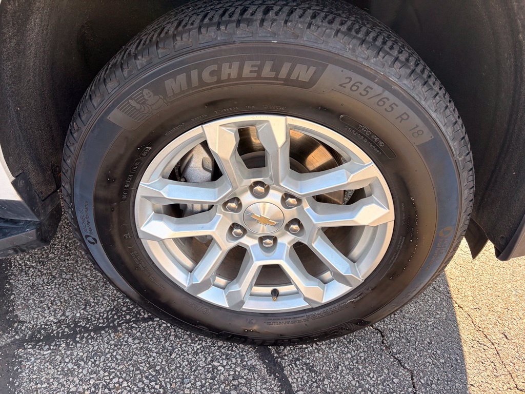 Used 2025 Chevrolet Tahoe LT AWD/4WD image 32