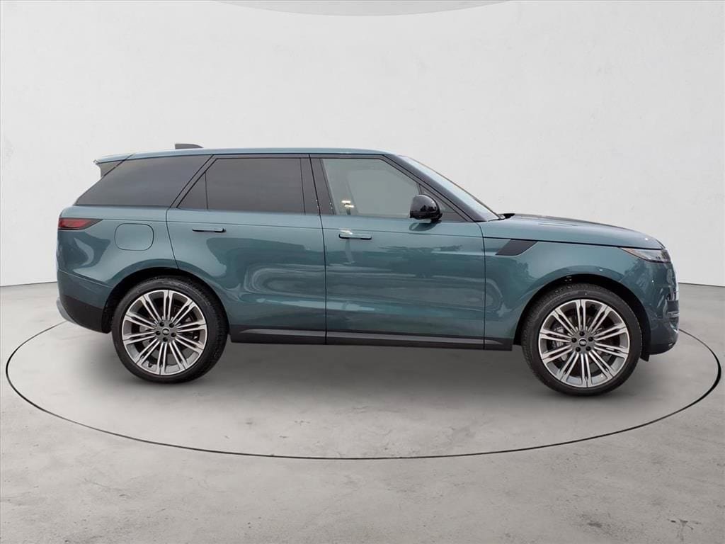 New 2025 Land Rover Range Rover Sport SE AWD/4WD image 4