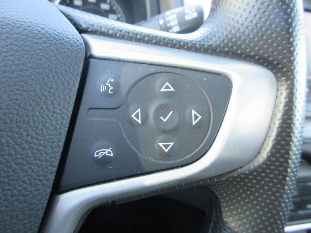 Certified 2023 GMC Terrain SLE image 25