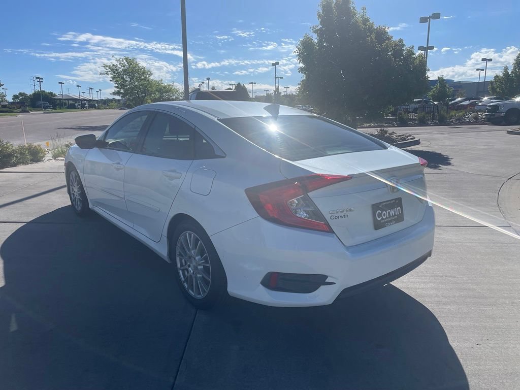Used 2018 Honda Civic EX-T image 5