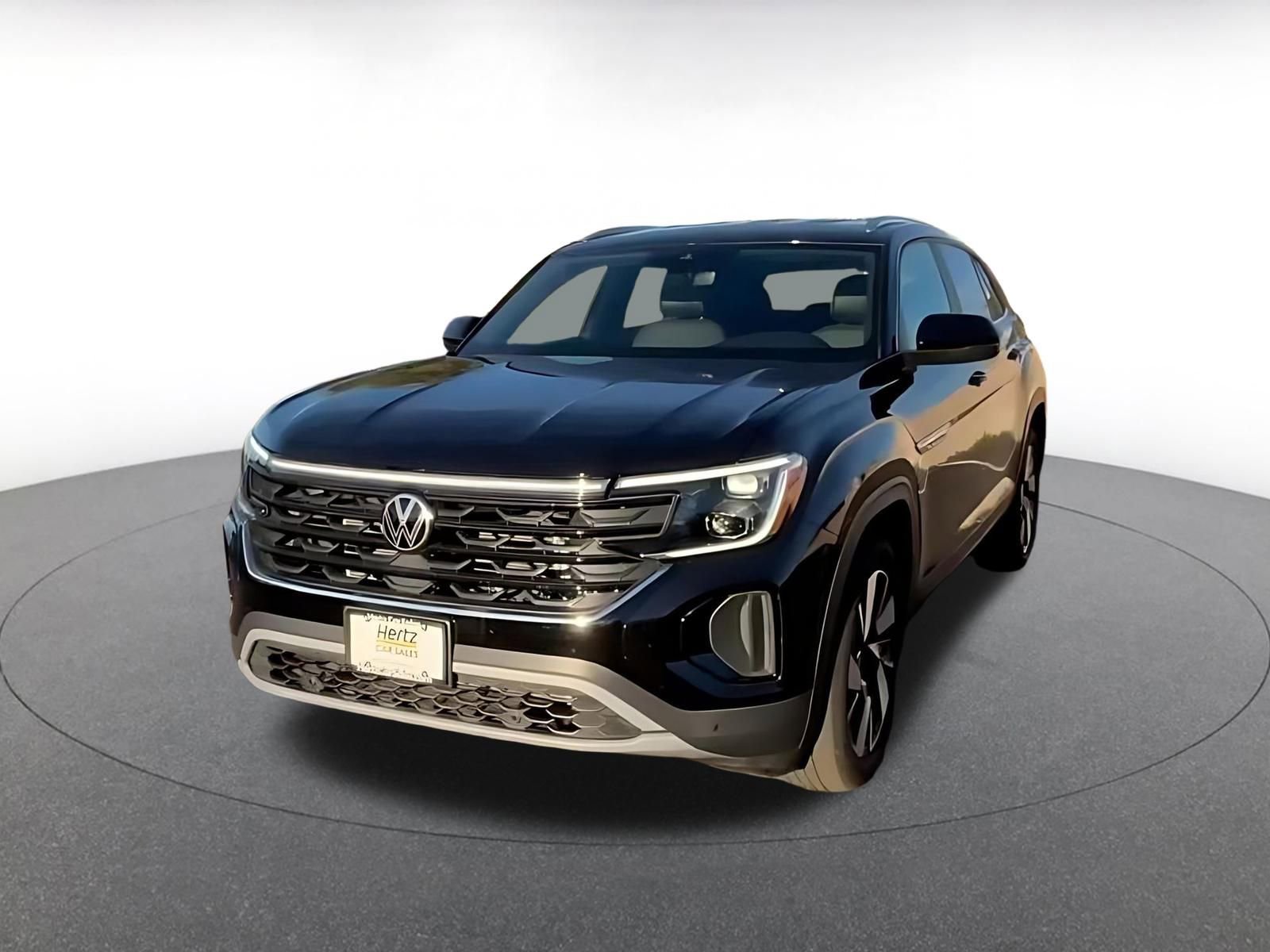 Used 2025 Volkswagen Atlas Cross Sport SE FWD image 7