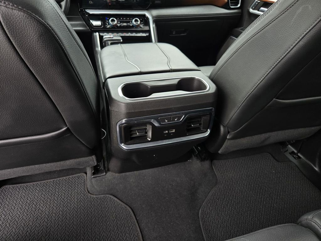 Used 2023 GMC Sierra 1500 Denali AWD/4WD image 14