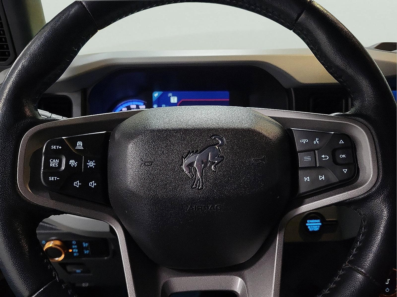 Used 2023 Ford Bronco Badlands image 20