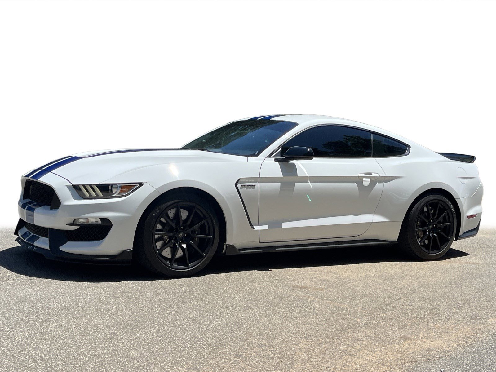Used 2017 Ford Mustang Shelby GT350 w/ Electronics Package RWD image 15
