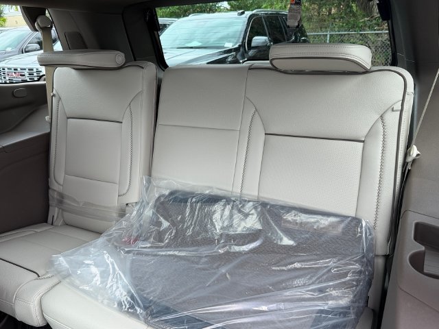 New 2027 GMC Yukon Denali w/ Denali Reserve Package AWD/4WD image 13