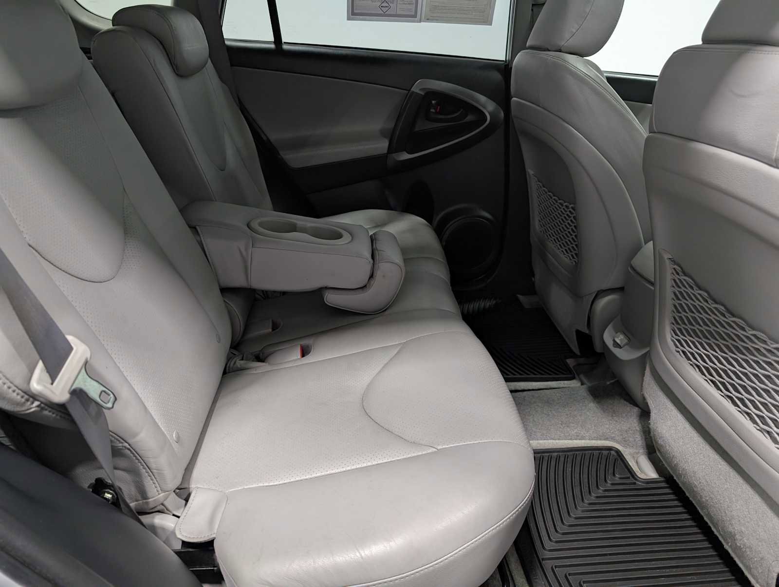 Used 2011 Toyota RAV4 Limited w/ Limited Extra Value Pkg AWD/4WD image 39