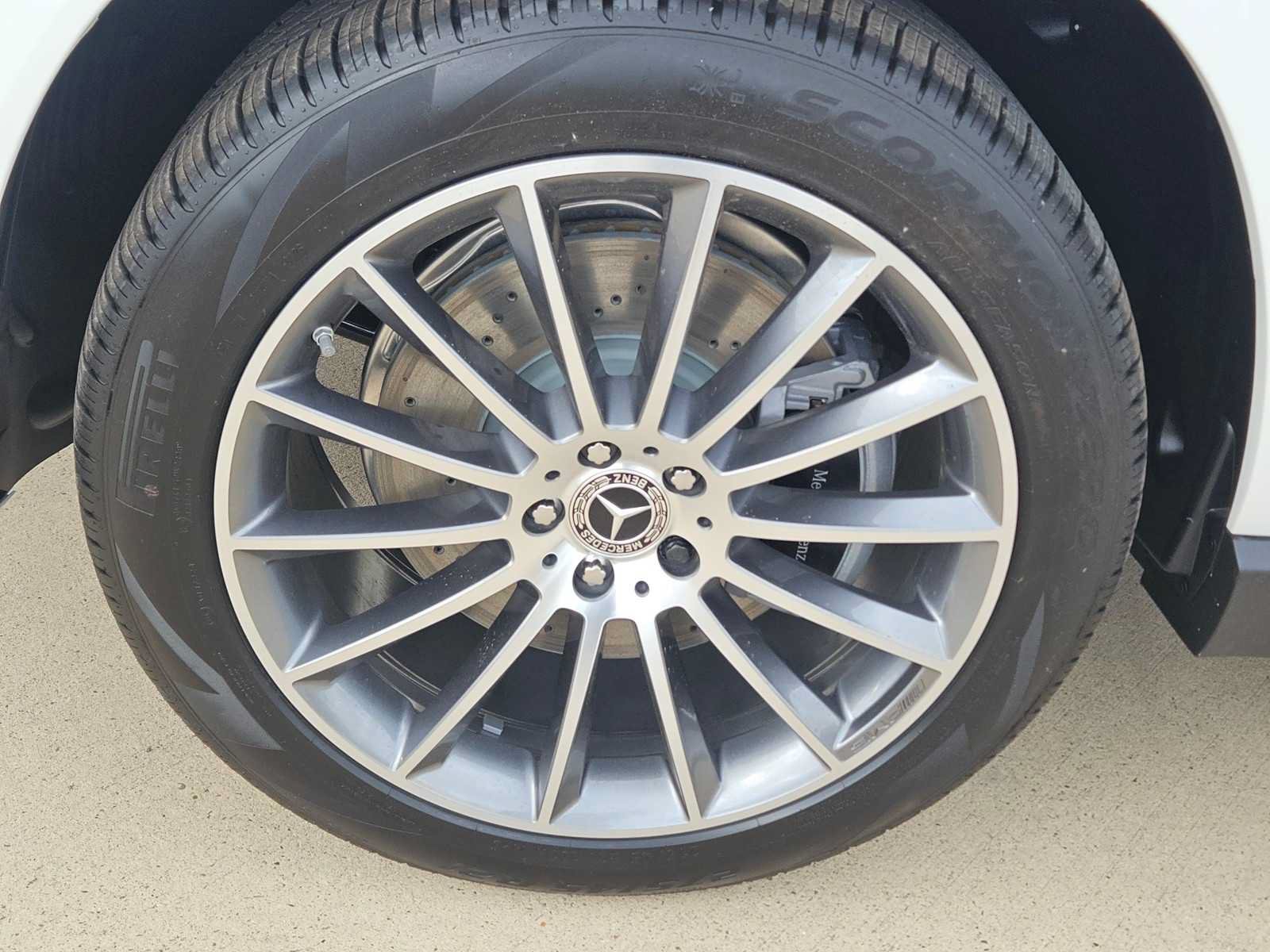 New 2026 Mercedes-Benz GLE 450 4MATIC image 9