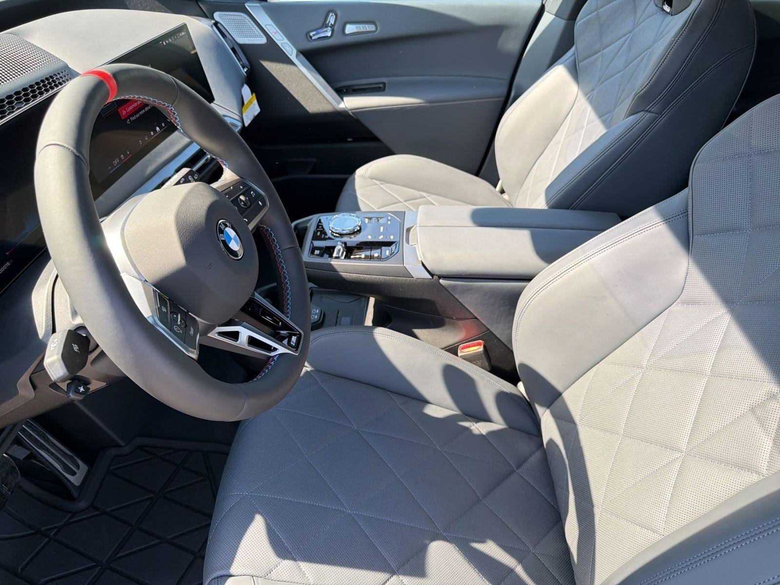 New 2026 BMW iX M70 image 5