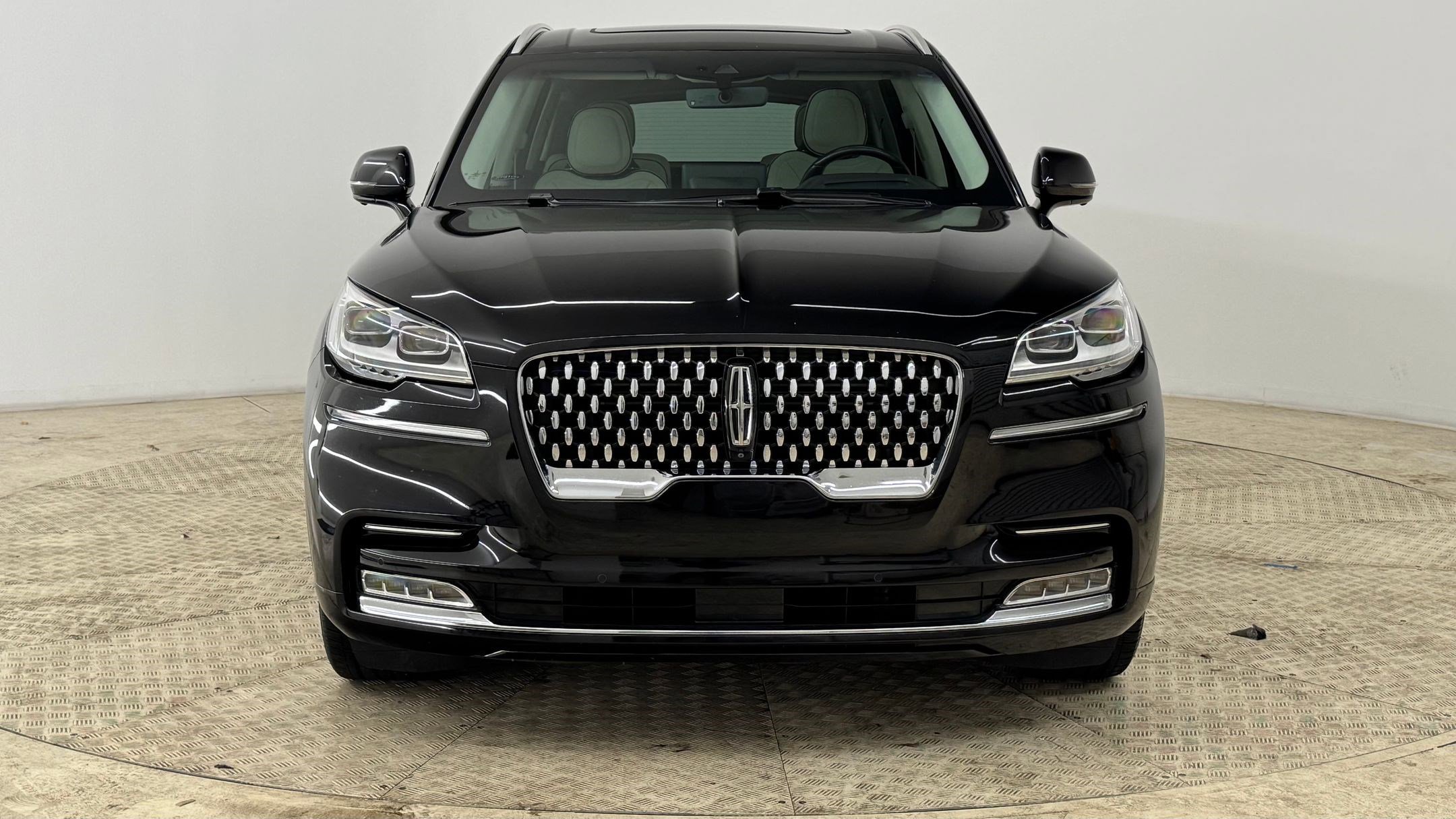 Used 2023 Lincoln Aviator Black Label w/ Dynamic Handling Package image 6