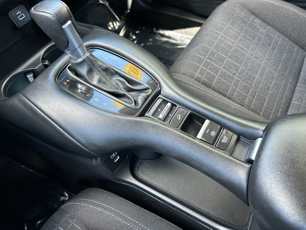 Used 2024 Honda HR-V LX image 13