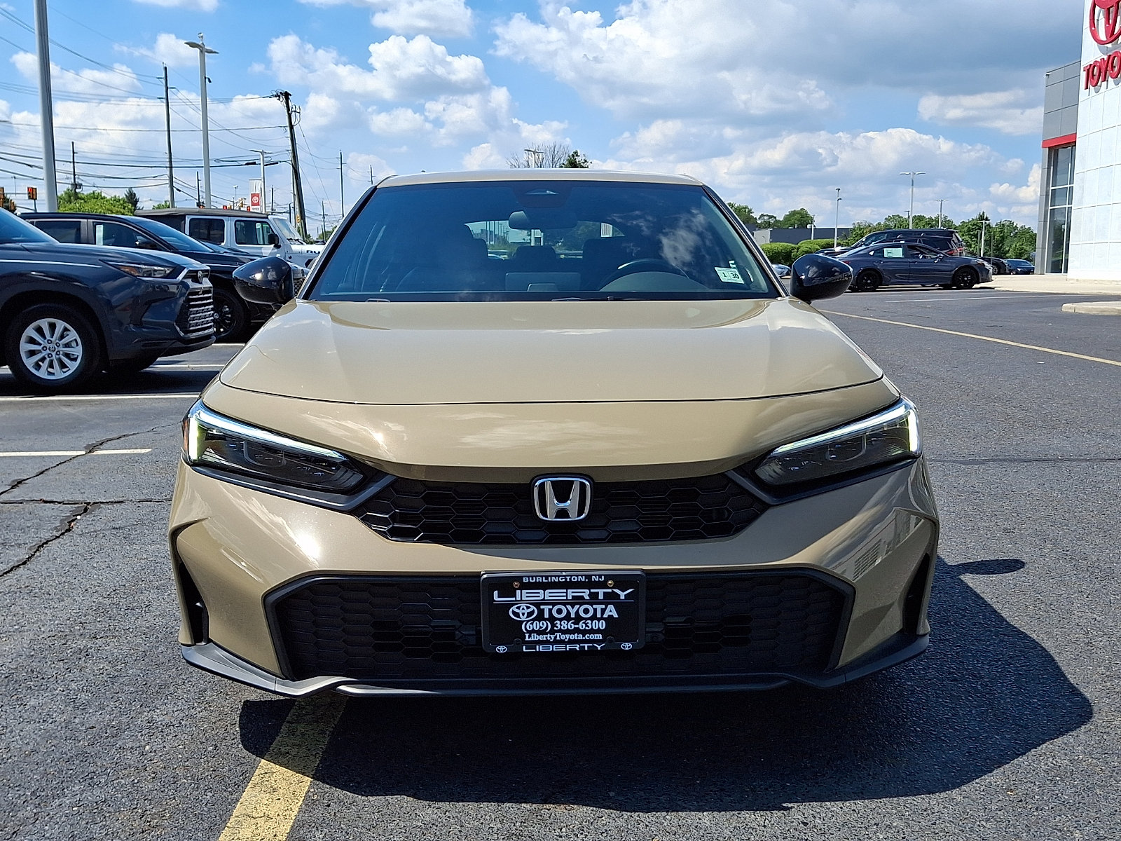 Used 2025 Honda Civic Sport image 2