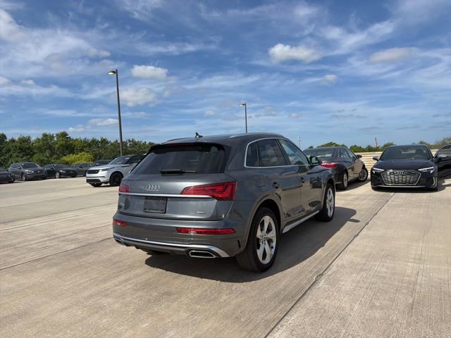 Used 2022 Audi Q5 2.0T Premium Plus w/ Premium Plus Package image 3
