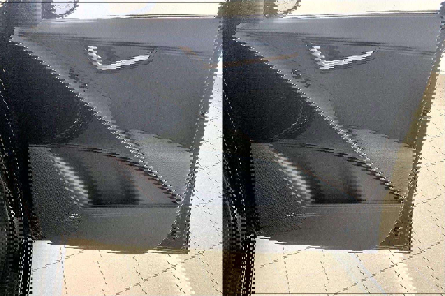 Used 2023 Kia Niro Wave image 28