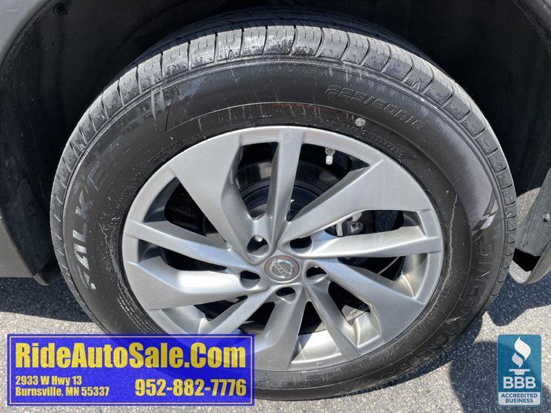 Used 2015 Nissan Rogue SL w/ SL Premium Package AWD/4WD image 24