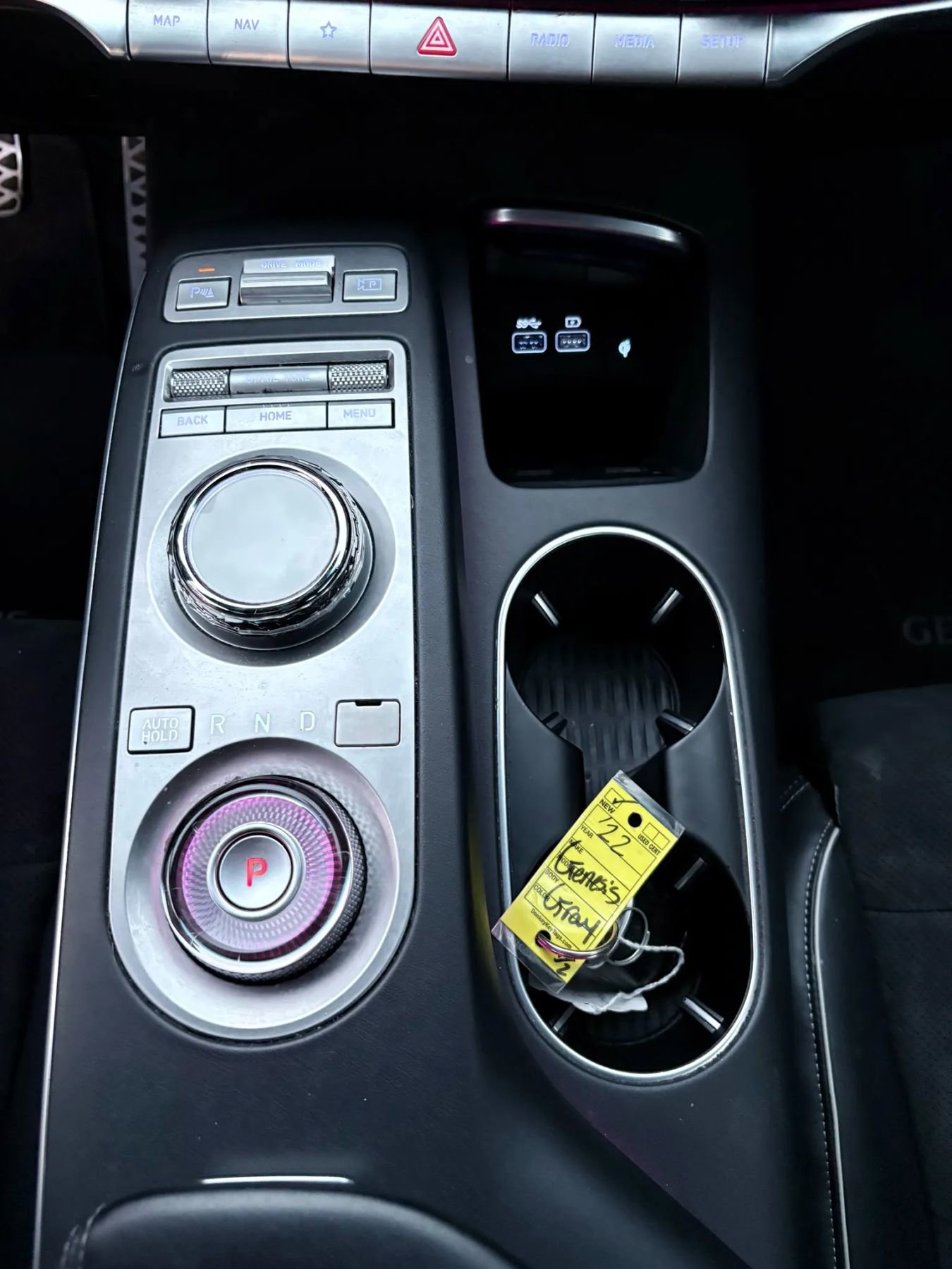 Used 2022 Genesis GV70 3.5T Sport w/ Sport Prestige Package image 27