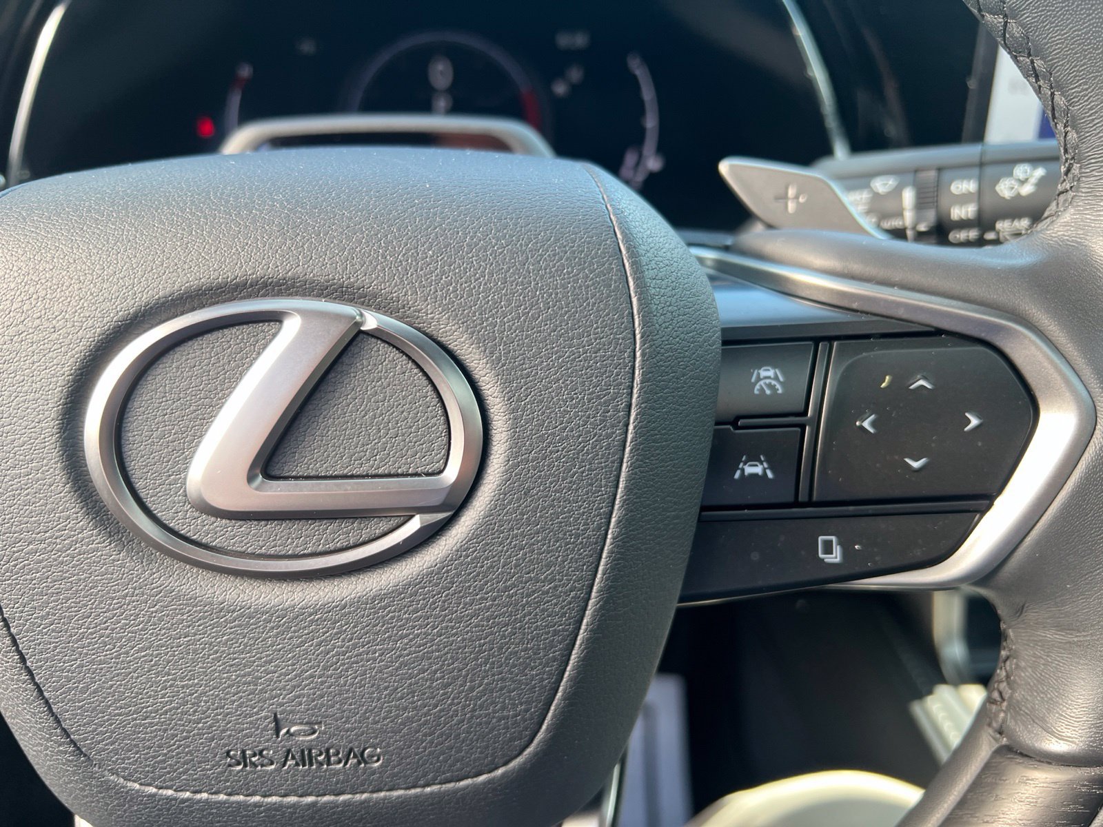 Used 2023 Lexus RX 350 Premium Plus w/ Accessory Package AWD/4WD image 24