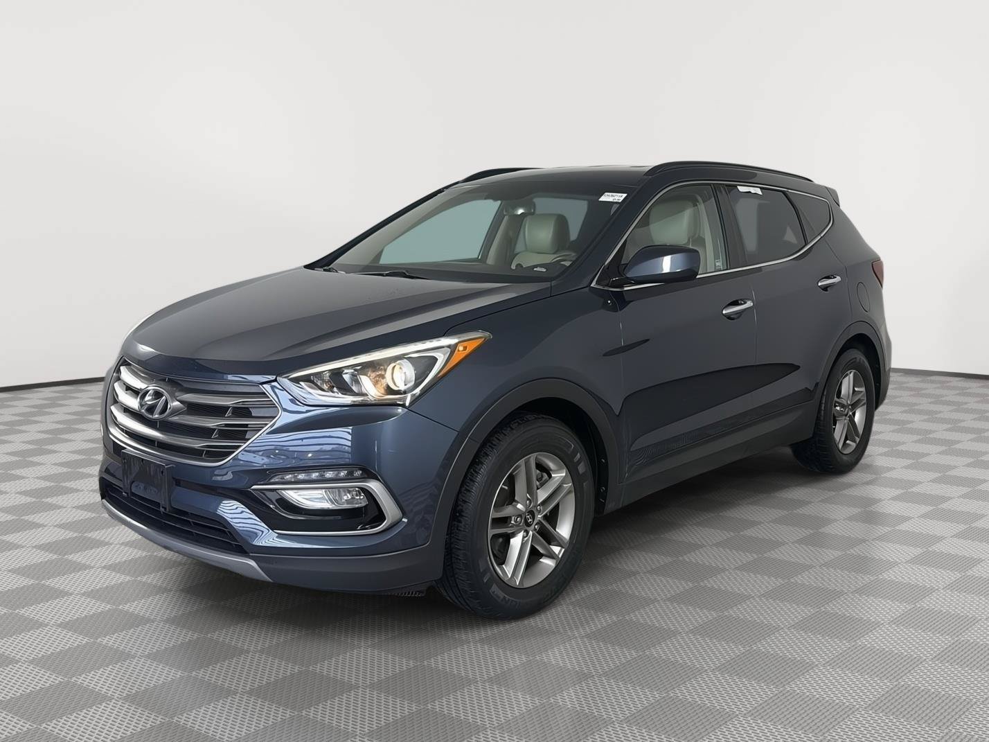 Used 2017 Hyundai Santa Fe Sport AWD/4WD image 3