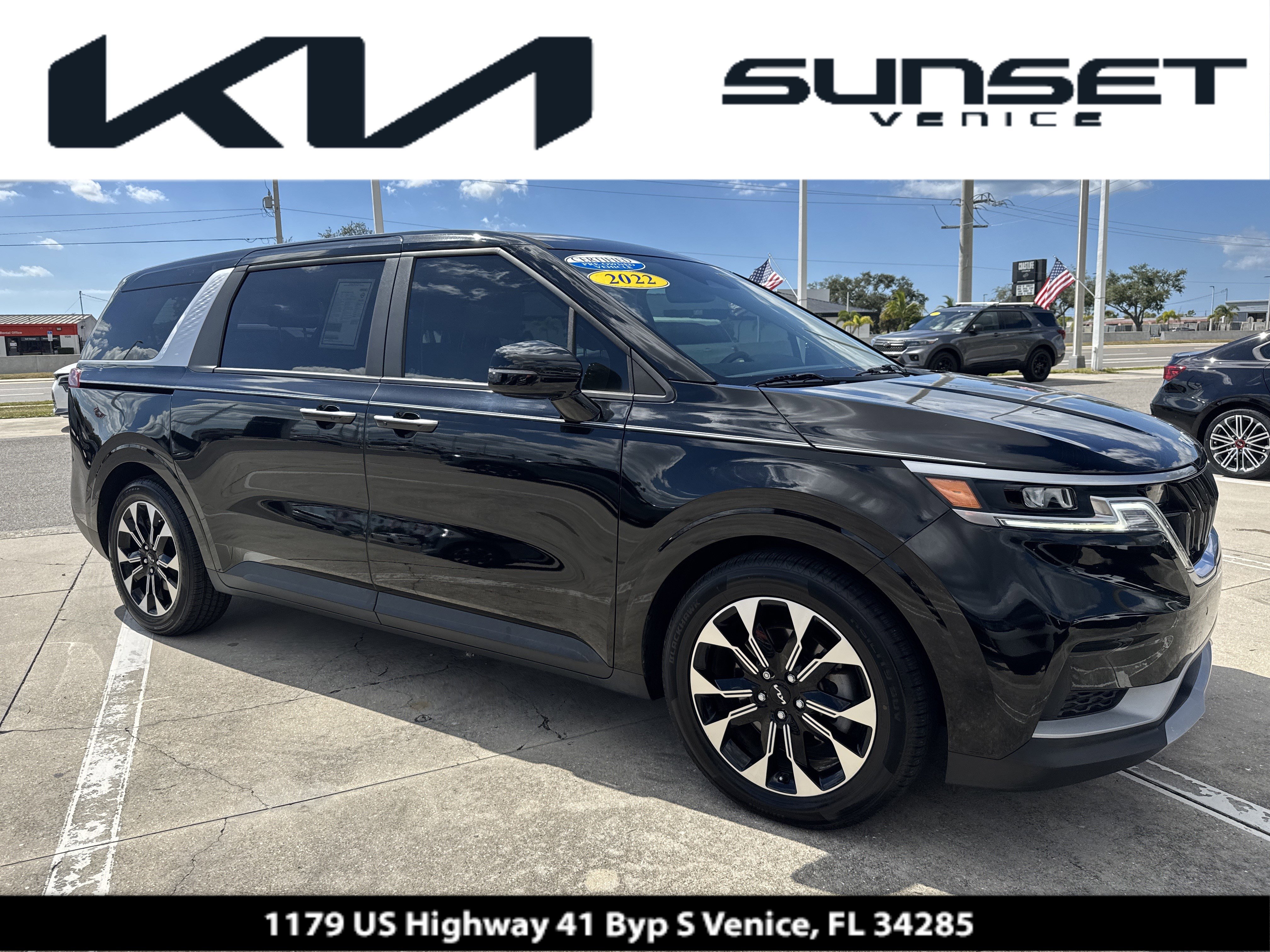 Certified 2022 Kia Carnival EX