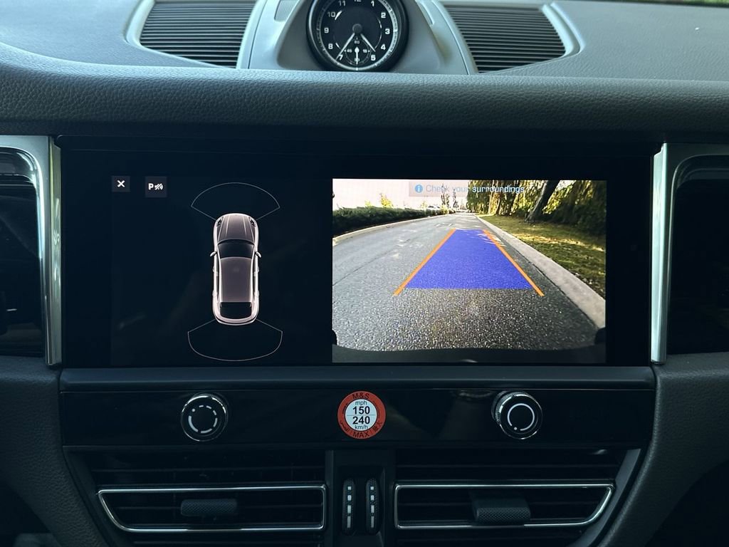 New 2026 Porsche Macan image 21