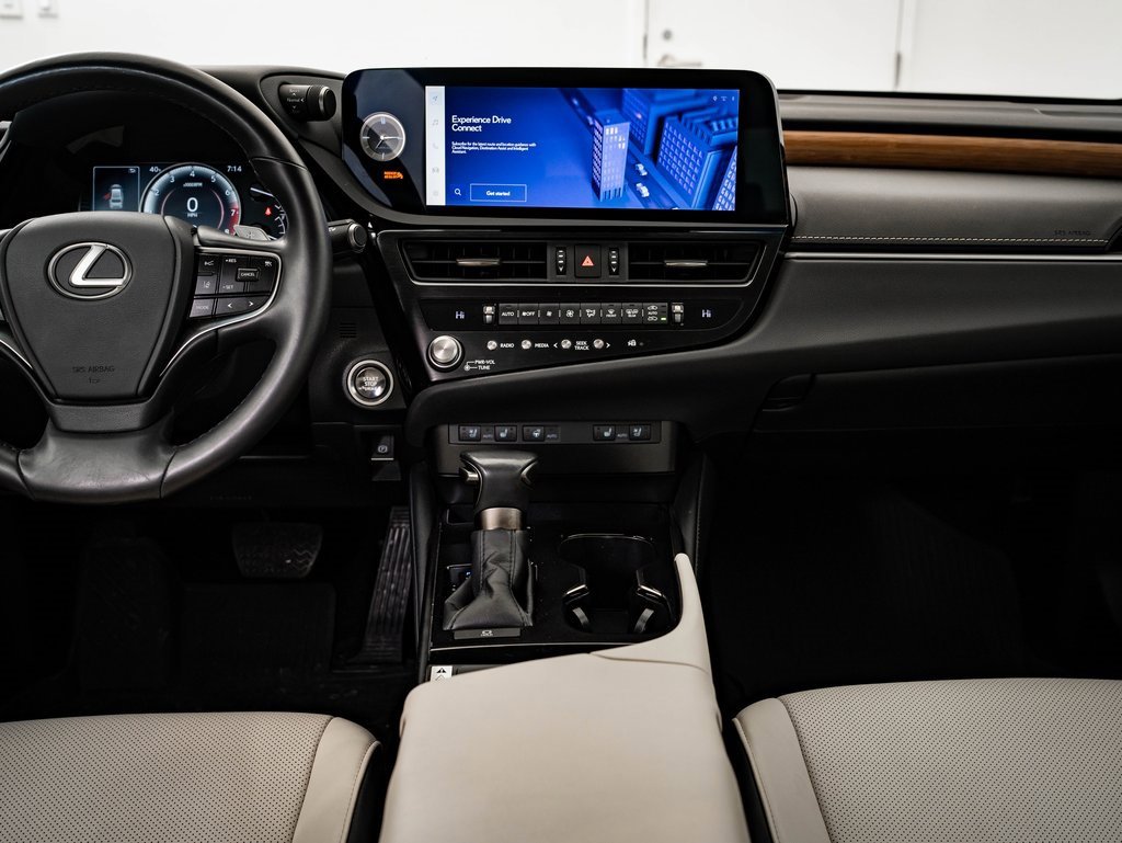 Certified 2023 Lexus ES 250 w/ Premium Package image 32
