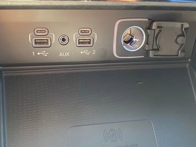 New 2025 Jeep Grand Cherokee Overland w/ Adv Protech Group III image 24