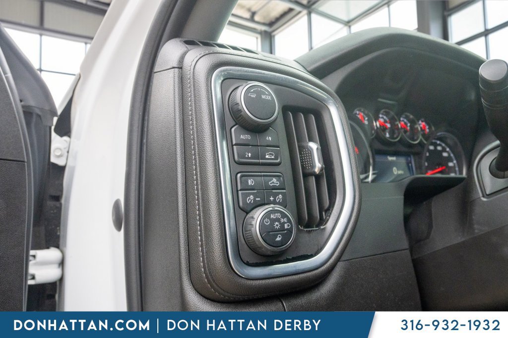 Used 2022 Chevrolet Silverado 1500 RST w/ Safety Package AWD/4WD image 16