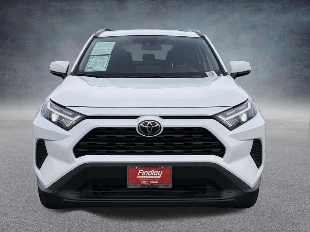 Used 2025 Toyota RAV4 XLE w/ Weather Package image 8