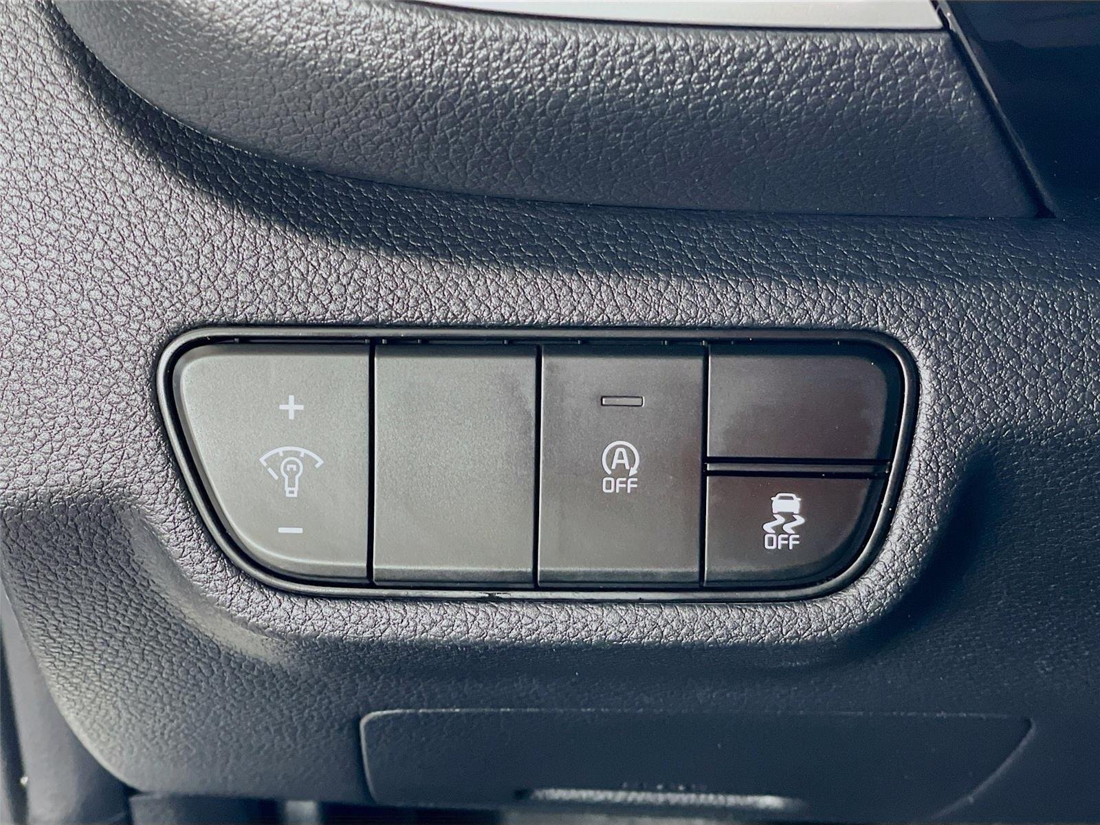 Certified 2025 Kia Seltos S FWD image 15