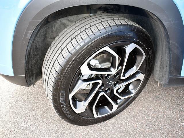 Used 2024 Chevrolet Trax RS w/ Driver Confidence Package image 8