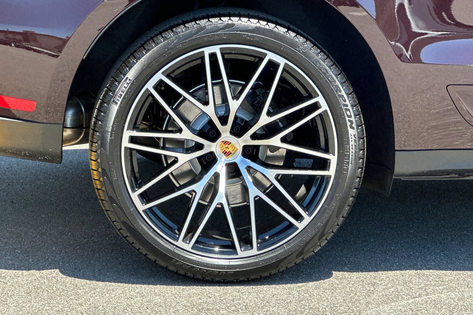 New 2026 Porsche Macan AWD/4WD image 43