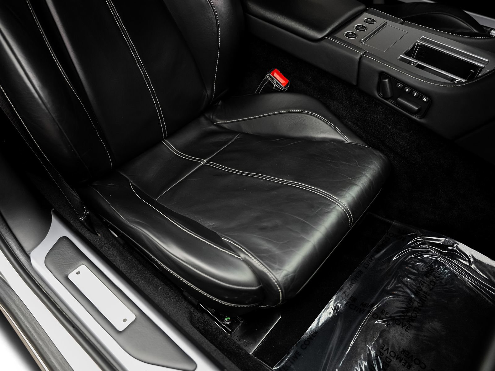 Used 2007 Aston Martin DB9 Coupe RWD image 34