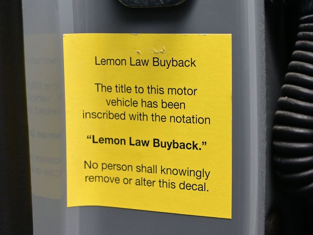 Used 2025 Chevrolet Silverado 1500 ZR2 w/ Technology Package image 15