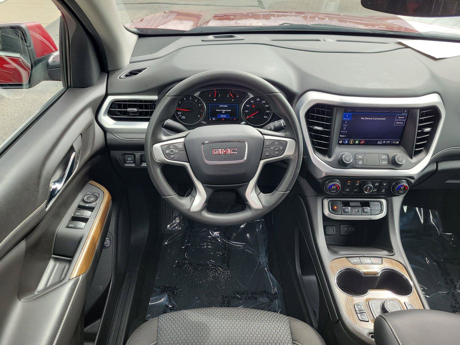 Used 2023 GMC Acadia SLE w/ Driver Convenience Package FWD image 10