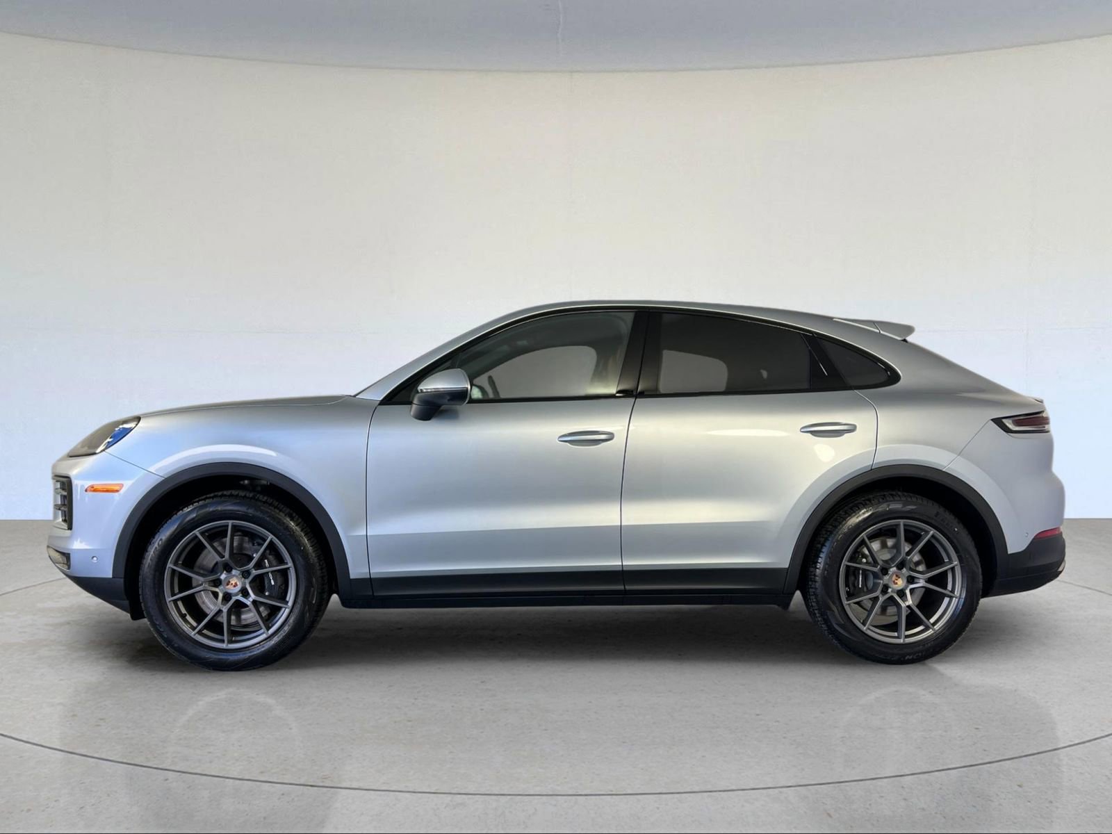 New 2026 Porsche Cayenne Coupe image 2