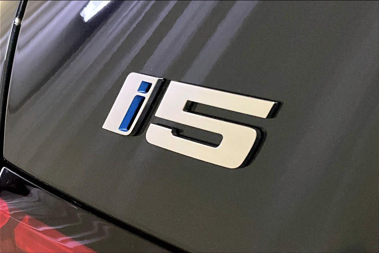 New 2026 BMW i5 M60 AWD/4WD image 6
