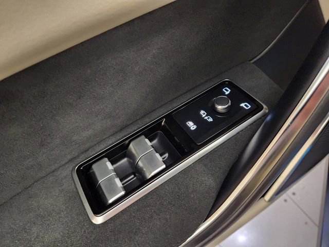 Used 2024 Jaguar F-PACE SVR image 23