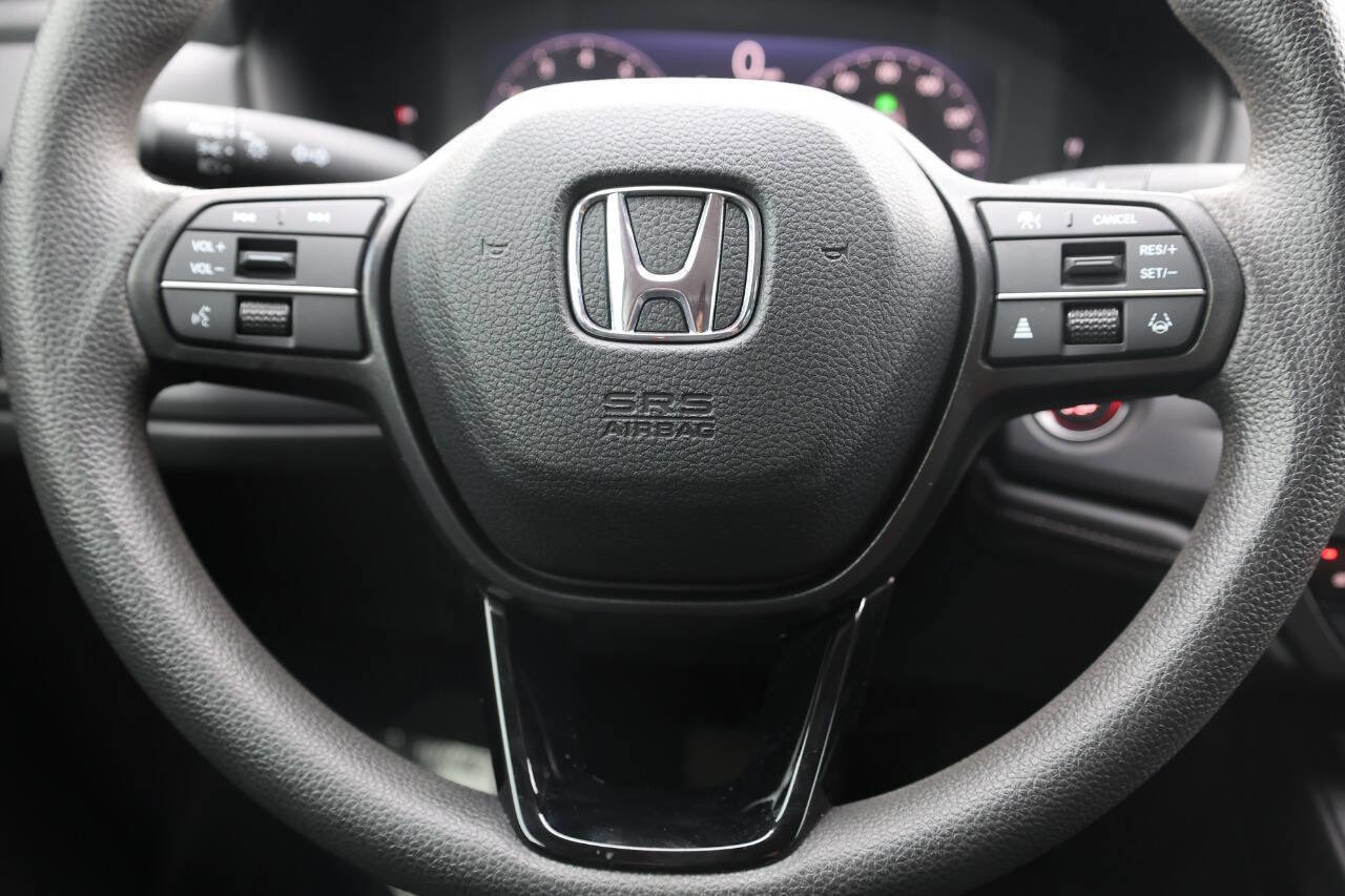 Used 2023 Honda Accord EX image 17