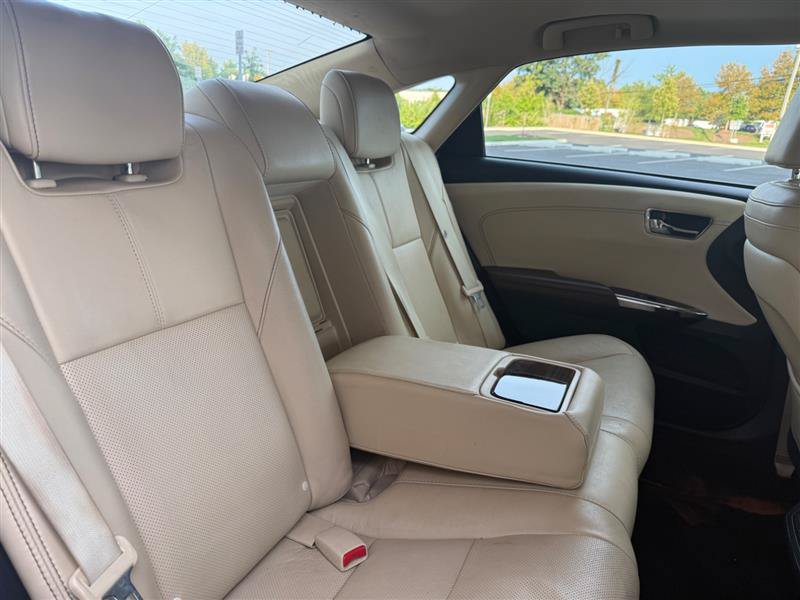 Used 2014 Toyota Avalon Limited w/ Technology Package FWD image 28