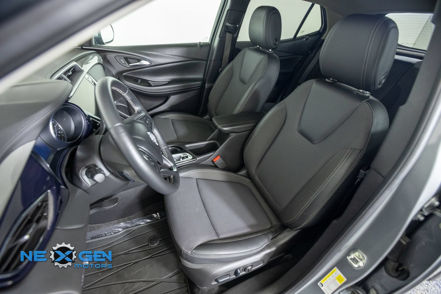 Used 2023 Buick Encore GX Preferred w/ Cold Weather Comfort Package AWD/4WD image 24
