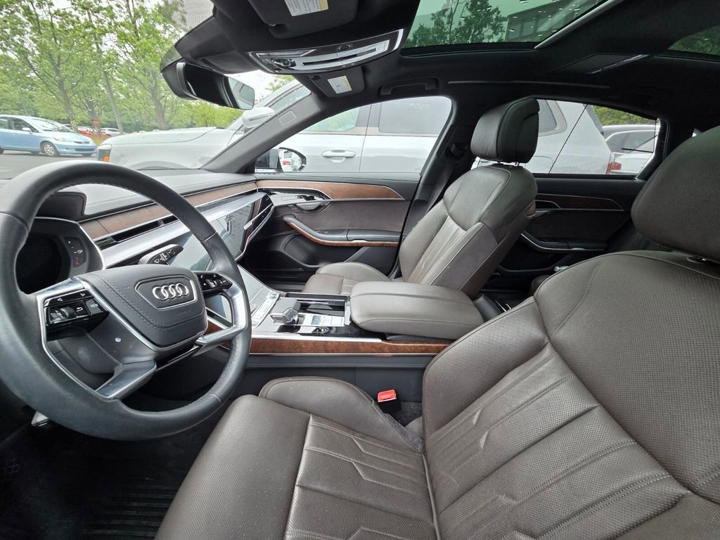 Used 2024 Audi A8 L 3.0T w/ Executive Package AWD/4WD image 8